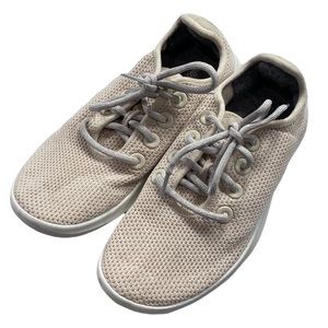 Allbirds Tree Runners Cream or Oatmeal Size 9